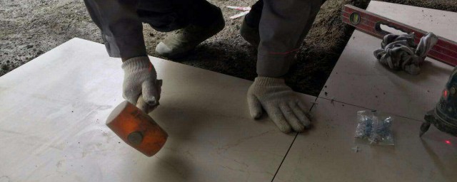 裝修貼磚步驟方法 瓷磚粘貼的流程