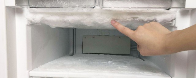 冰箱結冰瞭怎麼辦 來看看具體的解決方法