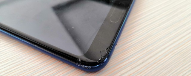 手機屏幕壞瞭怎麼辦 如何修復