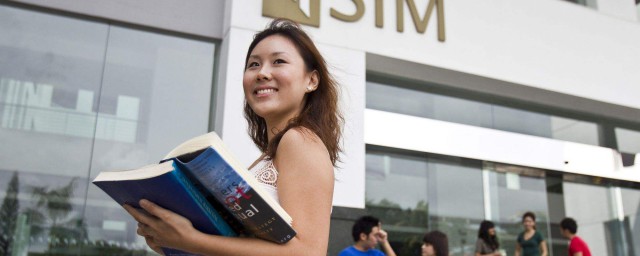 新加坡研究生讀幾年 跟國內一樣嗎