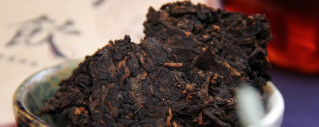 雲南特有的地方名茶 由什麼制成
