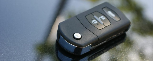 汽車遙控鑰匙失靈瞭怎麼辦 你是怎麼處理的