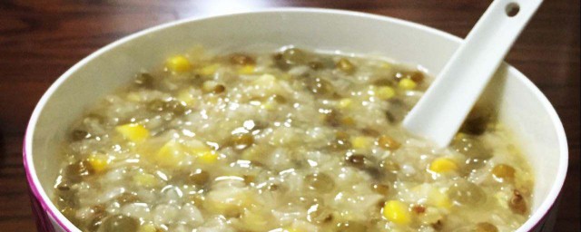 玉米渣怎麼吃 玉米渣加綠豆大米一起熬粥簡單又健康的早餐