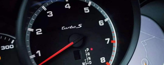 汽車轉速表怎麼看 怎麼看汽車的轉速表