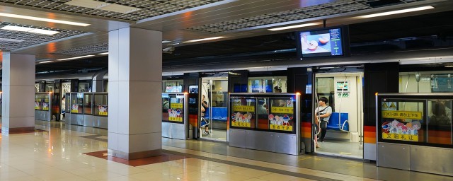 上海地鐵11號線全程時間 你知道嗎