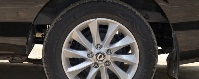 小汽車輪胎多久換 輪胎使用需要註意什麼