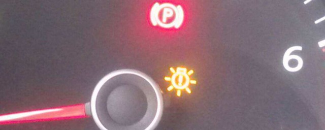 電動汽車充電亮黃燈什麼原因 三個原因可能導致電動汽車充電亮黃燈