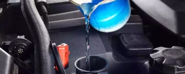 汽車防凍液要加多少 什麼是防凍液