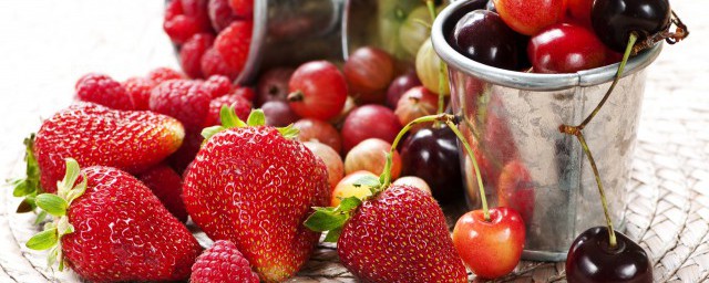草莓能放冰箱冷藏嗎 草莓可以放冰箱冷藏嗎