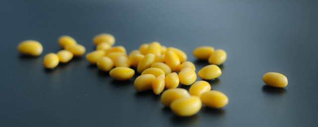 泡的黃豆怎麼做好吃 怎麼做黃豆炒榨菜