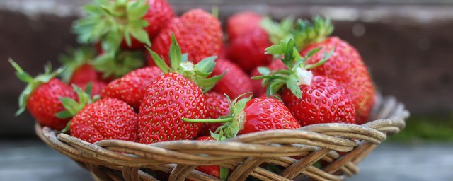 草莓成熟瞭是什麼季節 草莓在哪個季節成熟