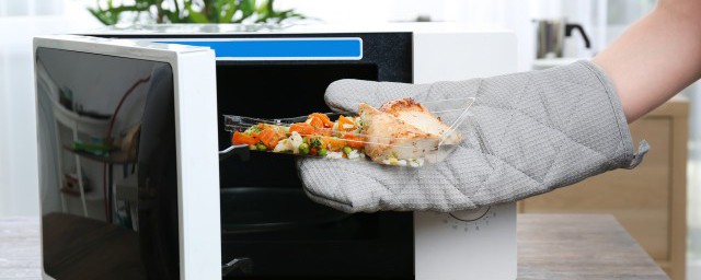 塑料飯盒可以放微波爐嗎 微波爐能加熱塑料飯盒嗎