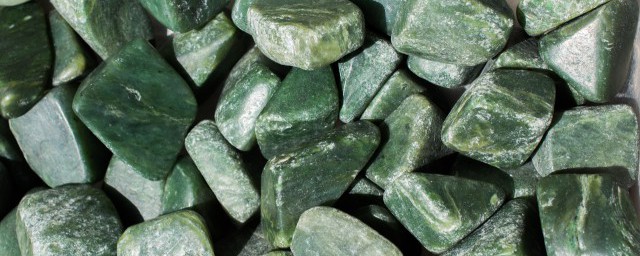 古代翡翠玉石是什麼工作的 翡翠玉石在古代是怎麼做出來的