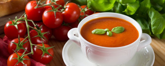 怎麼煮番茄湯 營養鮮甜鮮蘑番茄湯傢常做法