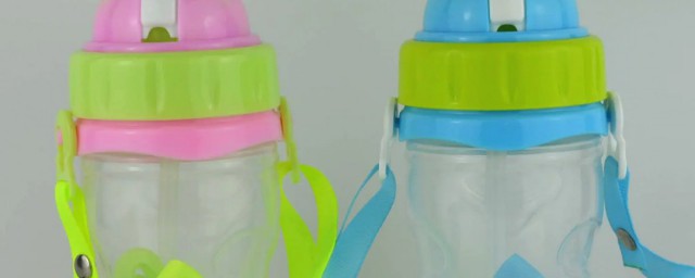 吸管水杯被染色瞭怎麼辦 吸管水杯被染色瞭怎麼處理