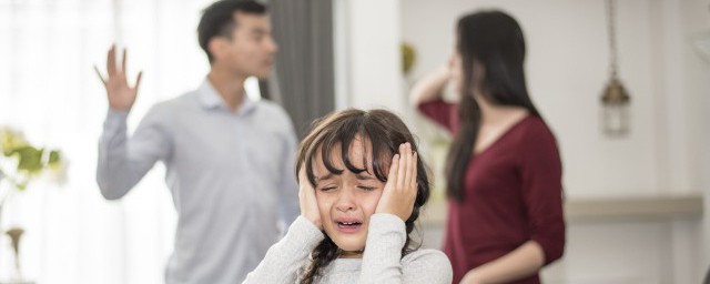 孩子抑鬱癥怎麼哄 孩子抑鬱癥的緩解方法