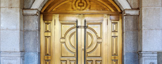 鐵門做的門是什麼門 用鐵做的門是什麼門