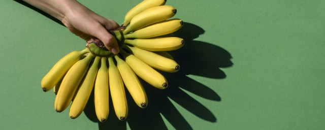 香蕉可以用微波爐加熱嗎 香蕉能用微波爐加熱嗎