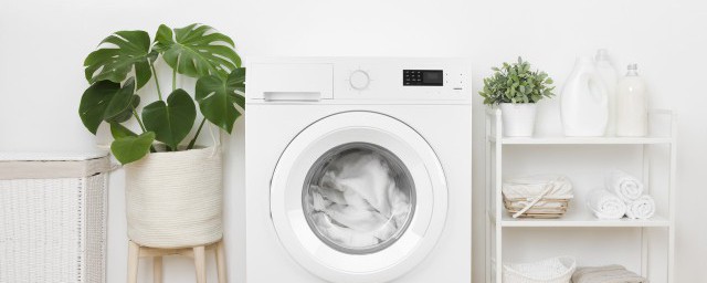 涼被可以用洗衣機洗嗎 怎麼用洗衣機清洗涼被