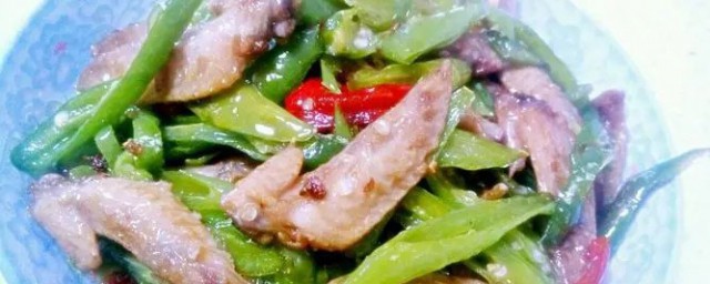 雞翅炒青椒怎麼做好吃又簡單 雞翅炒青椒好吃又簡單的做法