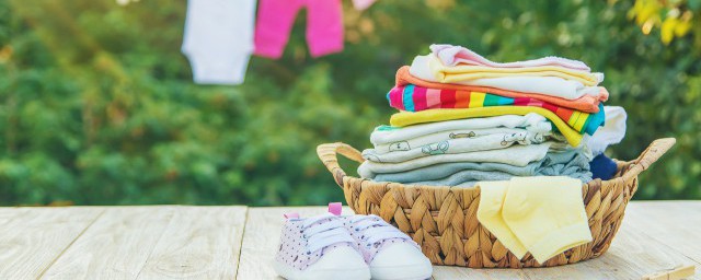 寶寶的衣服可以用洗衣機洗嗎 寶寶的衣服最好怎麼洗