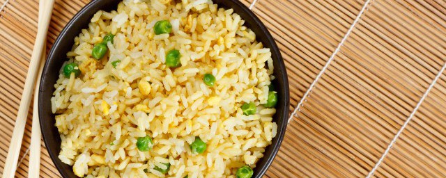 絲瓜蛋炒飯怎麼做好吃又簡單 如何做絲瓜蛋炒飯好吃又簡單
