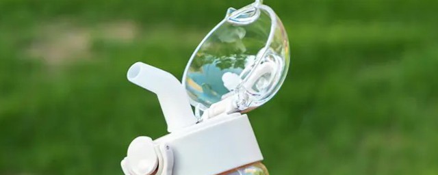 水杯吸管軟嘴怎麼洗 水杯吸管軟嘴的清洗方法