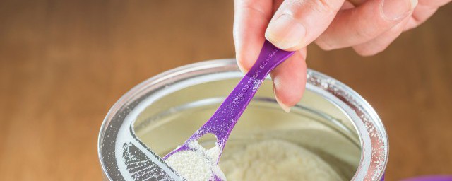 沖泡嬰兒奶粉正確方法和手法 沖泡嬰兒奶粉正確方法和手法簡單介紹