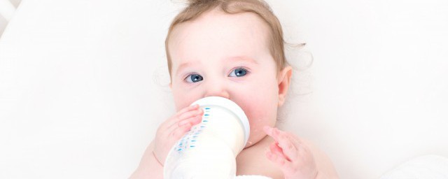 嬰兒水杯買什麼材質的好處 嬰兒水杯買什麼材質好