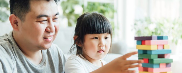 小孩子愛偷錢要怎麼教育的好 小孩子愛偷錢的教育方法