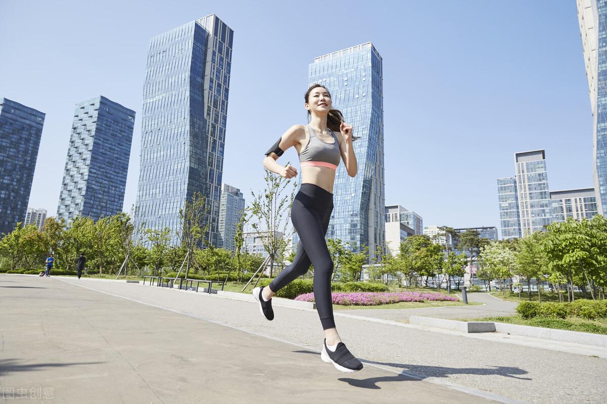 每天跑步3公裡一個月能瘦多少 飲食結合運動的燃脂方法
