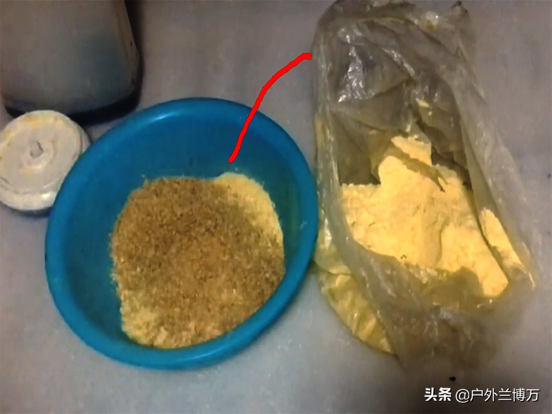 釣鰱魚用什麼餌料最佳 最簡單好用的釣鰱魚餌料配方