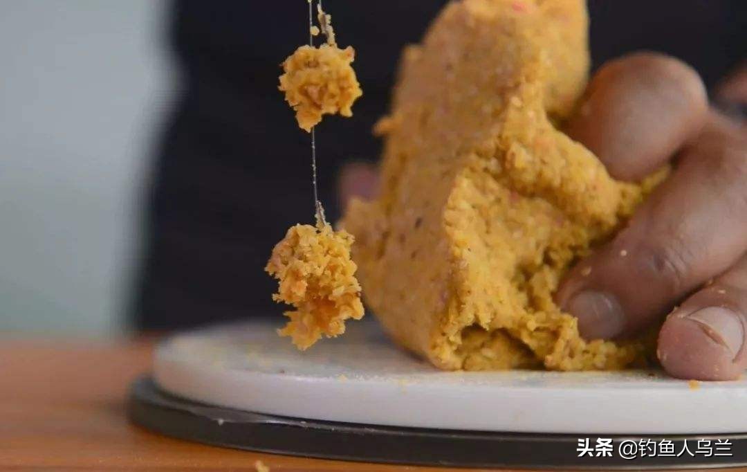 翹嘴魚怎麼釣 泥鰍釣翹嘴魚的技巧和方法用什麼釣