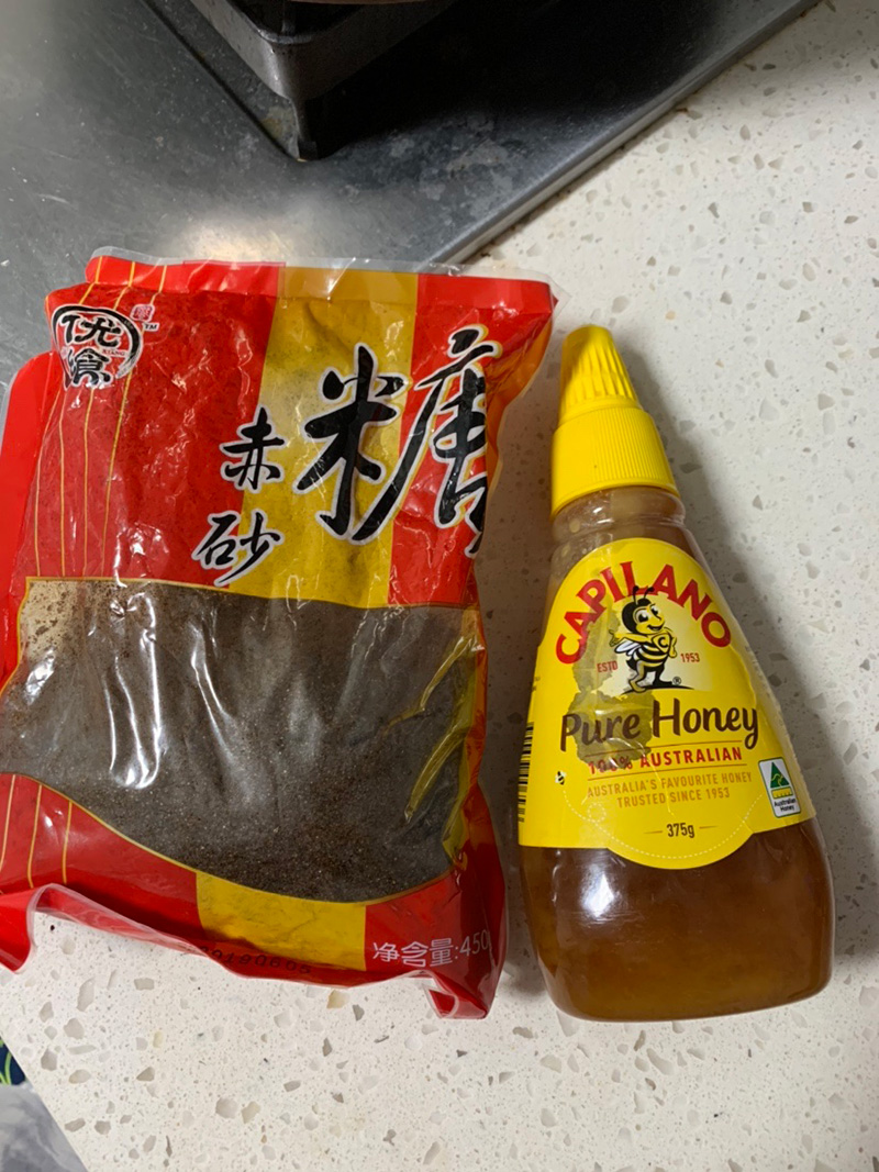 丁香泡酒釣魚餌料配方 丁香藥酒做釣魚窩底料的比例用量