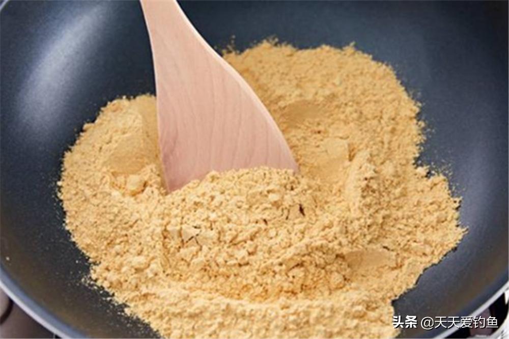 冬季釣鯽魚用什麼窩料最好 初冬釣鯽魚用什麼窩料