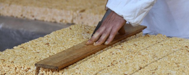 米花板怎麼做又脆又好吃 米花板又脆又好吃的做法