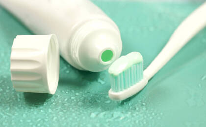 牙膏加什麼可以做成起泡膠