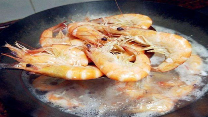 煮蝦用熱水還是冷水