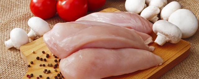 雞胸肉炒到什麼時候算熟 雞胸肉炒到啥時候算熟