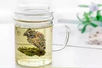 地丁草和蒲公英一起泡水的功效與作用、禁忌和食用方法