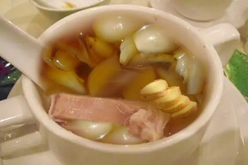 豬肚百合生薑湯的功效與作用、禁忌和食用方法