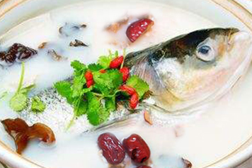鯽魚紅棗枸杞湯的功效與作用、禁忌和食用方法