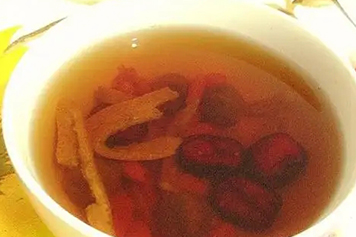 紅棗枸杞陳皮泡水喝的功效與作用、禁忌和食用方法