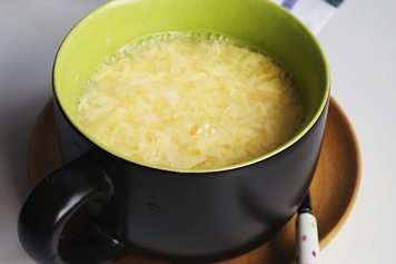 米湯水沖雞蛋的功效與作用、禁忌和食用方法