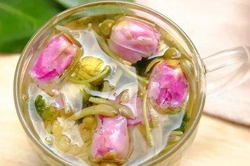 玫瑰金銀花菊花泡茶的功效與作用、禁忌和食用方法