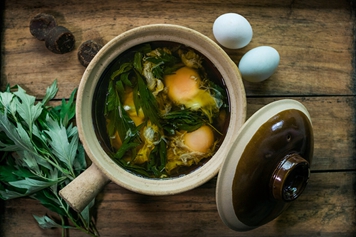 車前草煲鴨蛋的功效與作用、禁忌和食用方法