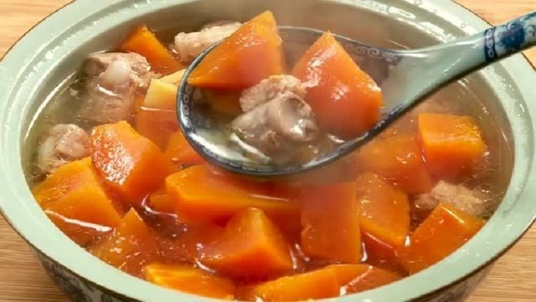 木瓜燉雞的功效與作用、禁忌和食用方法