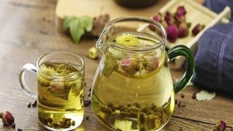 菊花和決明子泡水喝的功效與作用、禁忌和食用方法