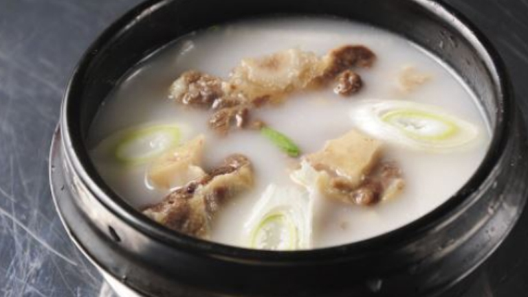 牛骨黑豆湯的功效與作用、禁忌和食用方法
