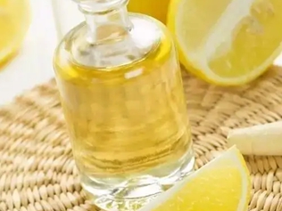 檸檬果皮油的功效與作用、禁忌和食用方法
